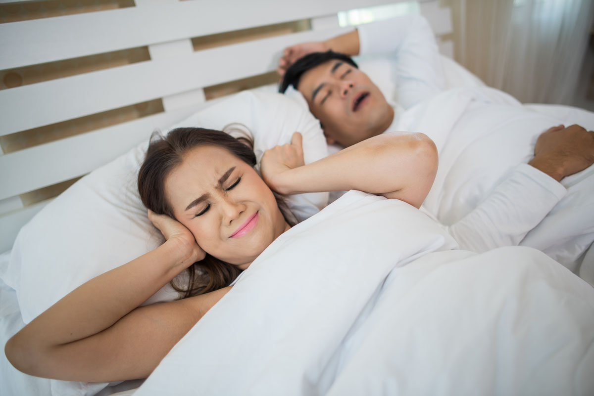 Dispositivo antirronquidos y apneas para dormir bien